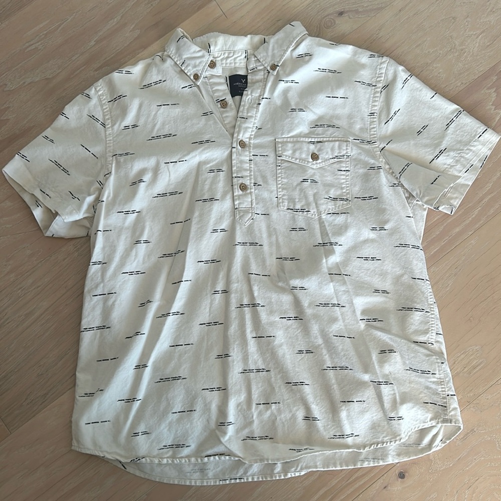 American eagle men’s 1/4 button up shirt - size large